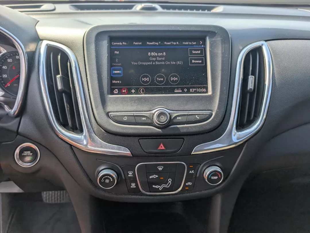 2020 /Jet Black Chevrolet Equinox LT (2GNAXKEV2L6) with an Other engine, located at 3959 U.S. 80 W, Phenix City, AL, 36870, (334) 297-4885, 32.469296, -85.135185 - **Explore New Horizons in the 2020 Chevrolet Equinox LT Perfect for Your Next Adventure!**<br /> <br /> Are you ready to elevate your daily commute or embark on weekend getaways? The 2020 Chevrolet Equinox LT is the ultimate SUV for those seeking comfort, versatility, and style. With its spacious i - Photo#14