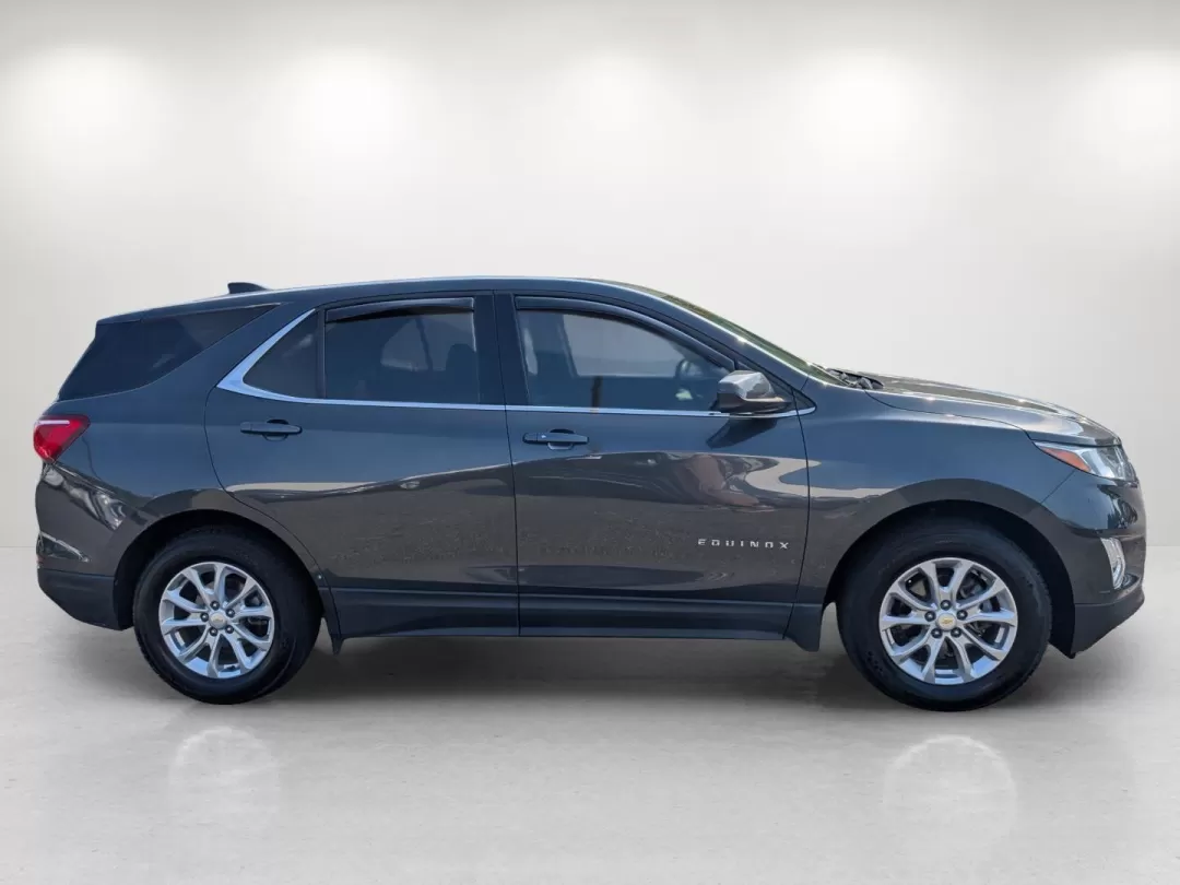 2020 /Jet Black Chevrolet Equinox LT (2GNAXKEV2L6) with an Other engine, located at 5115 14th Ave., Columbus, GA, 31904, (706) 323-0345, 32.511494, -84.971046 - **Explore New Horizons in the 2020 Chevrolet Equinox LT Perfect for Your Next Adventure!**<br /> <br /> Are you ready to elevate your daily commute or embark on weekend getaways? The 2020 Chevrolet Equinox LT is the ultimate SUV for those seeking comfort, versatility, and style. With its spacious i - Photo#3
