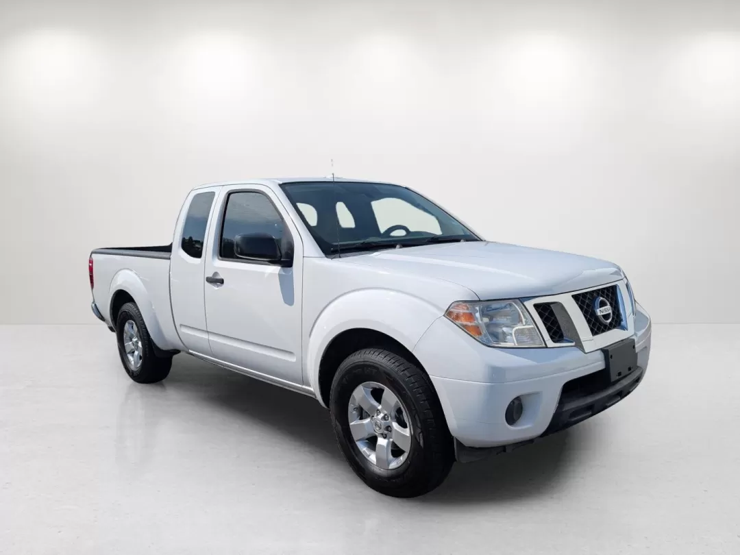2013 /Beige Nissan Frontier SV (1N6AD0CU1DN) with an Other engine, located at 3959 U.S. 80 W, Phenix City, AL, 36870, (334) 297-4885, 32.469296, -85.135185 - 2013 Nissan Frontier SV - Photo#2