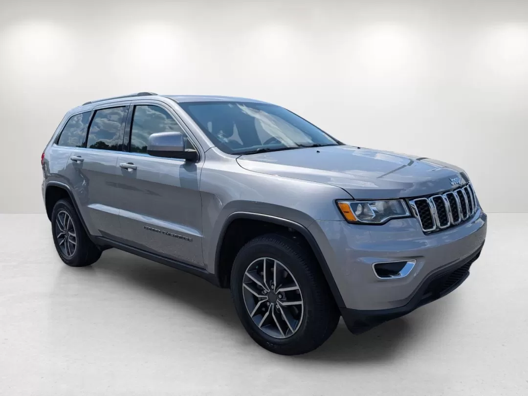 2019 /Black Jeep Grand Cherokee Laredo E (1C4RJEAG7KC) with an Other engine, located at 5115 14th Ave., Columbus, GA, 31904, (706) 323-0345, 32.511494, -84.971046 - **Adventure Awaits with the 2019 Jeep Grand Cherokee Laredo E Perfect for Your Active Lifestyle!**<br /> <br /> Are you searching for a reliable SUV that blends luxury with rugged capability? Look no further than this stunning 2019 Jeep Grand Cherokee Laredo E, available now at Gils Auto in Phenix - Photo#2