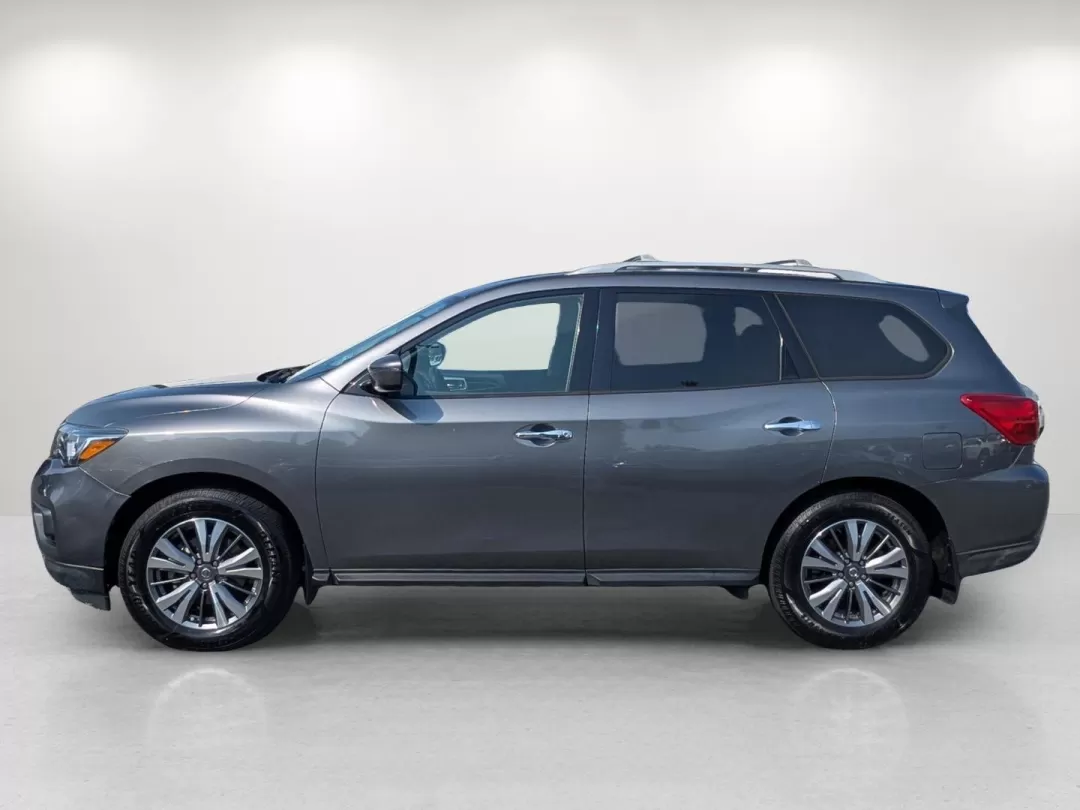2019 /Charcoal Nissan Pathfinder S (5N1DR2MN5KC) with an Other engine, located at 3959 U.S. 80 W, Phenix City, AL, 36870, (334) 297-4885, 32.469296, -85.135185 - 2019 Nissan Pathfinder S - Photo#7