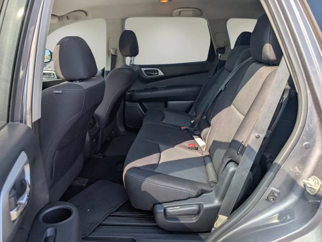 2019 /Charcoal Nissan Pathfinder S (5N1DR2MN5KC) with an Other engine, located at 3959 U.S. 80 W, Phenix City, AL, 36870, (334) 297-4885, 32.469296, -85.135185 - 2019 Nissan Pathfinder S - Photo#10