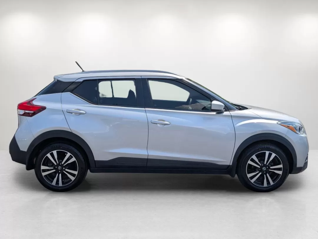 2019 /Charcoal Nissan Kicks SV (3N1CP5CU5KL) with an Other engine, located at 1430 Gateway Drive, Opelika, AL, 36801, (334) 239-0944, 32.637871, -85.409790 - 2019 Nissan Kicks SV - Photo#3