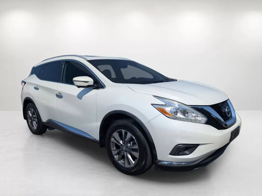 2017 /Graphite Nissan Murano SL (5N1AZ2MH1HN) with an Other engine, located at 3959 U.S. 80 W, Phenix City, AL, 36870, (334) 297-4885, 32.469296, -85.135185 - 2017 Nissan Murano SL - Photo#2