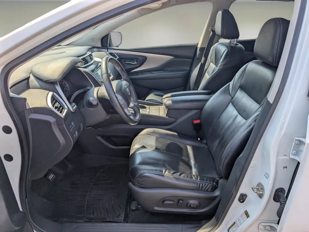 2017 /Graphite Nissan Murano SL (5N1AZ2MH1HN) with an Other engine, located at 3959 U.S. 80 W, Phenix City, AL, 36870, (334) 297-4885, 32.469296, -85.135185 - 2017 Nissan Murano SL - Photo#8