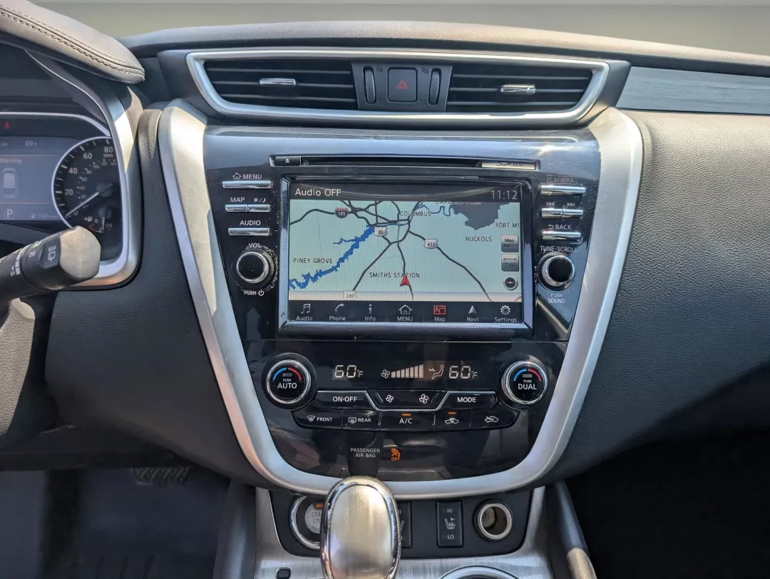 2017 /Graphite Nissan Murano SL (5N1AZ2MH1HN) with an Other engine, located at 3959 U.S. 80 W, Phenix City, AL, 36870, (334) 297-4885, 32.469296, -85.135185 - 2017 Nissan Murano SL - Photo#12