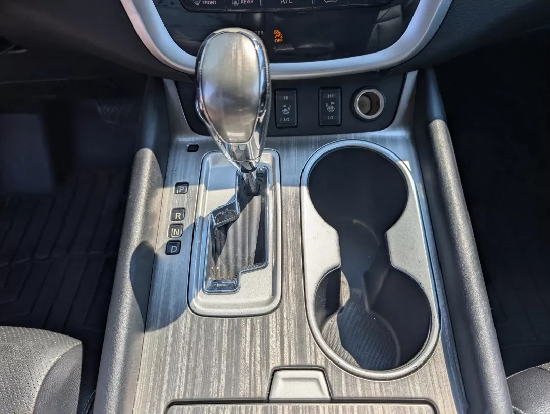 2017 /Graphite Nissan Murano SL (5N1AZ2MH1HN) with an Other engine, located at 3959 U.S. 80 W, Phenix City, AL, 36870, (334) 297-4885, 32.469296, -85.135185 - 2017 Nissan Murano SL - Photo#13