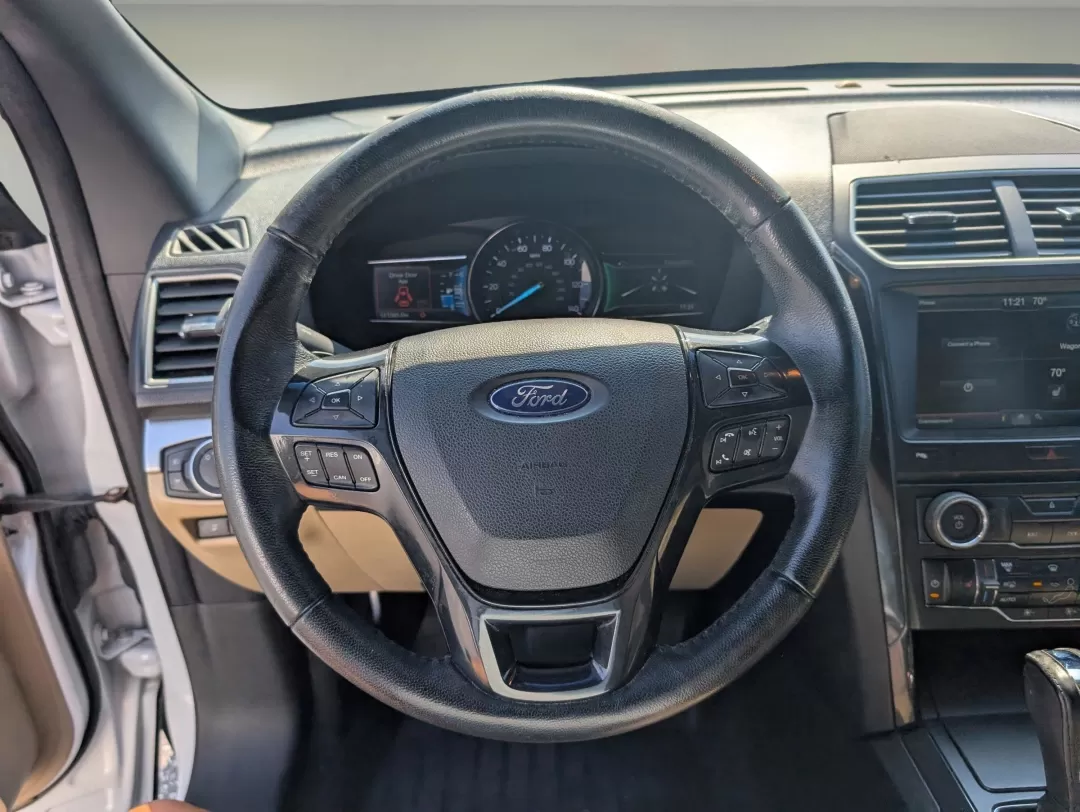 2016 Ford Explorer XLT (1FM5K7D87GG) with an Other engine, located at 3959 U.S. 80 W, Phenix City, AL, 36870, (334) 297-4885, 32.469296, -85.135185 - 2016 Ford Explorer XLT - Photo#15