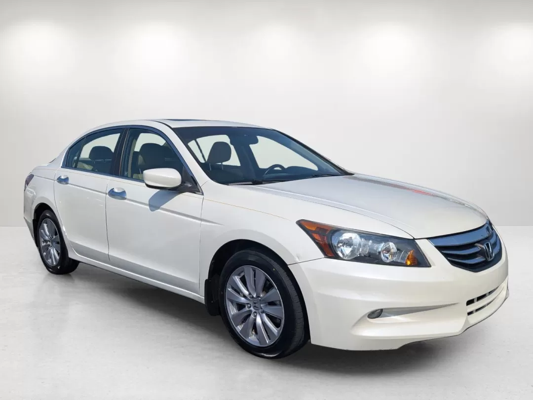 2011 Honda Accord Sdn EX-L (5KBCP3F85BB) with an Other engine, located at 3959 U.S. 80 W, Phenix City, AL, 36870, (334) 297-4885, 32.469296, -85.135185 - 2011 Honda Accord Sdn EX-L - Photo#2