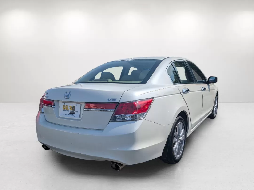 2011 Honda Accord Sdn EX-L (5KBCP3F85BB) with an Other engine, located at 3959 U.S. 80 W, Phenix City, AL, 36870, (334) 297-4885, 32.469296, -85.135185 - 2011 Honda Accord Sdn EX-L - Photo#4