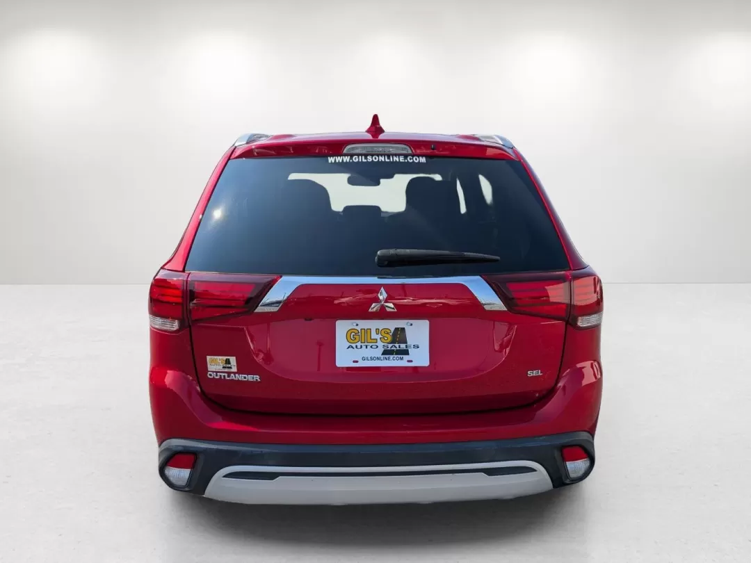 2020 Mitsubishi Outlander SEL (JA4AZ3A32LZ) with an Other engine, located at 1430 Gateway Drive, Opelika, AL, 36801, (334) 239-0944, 32.637871, -85.409790 - 2020 Mitsubishi Outlander SEL - Photo#5