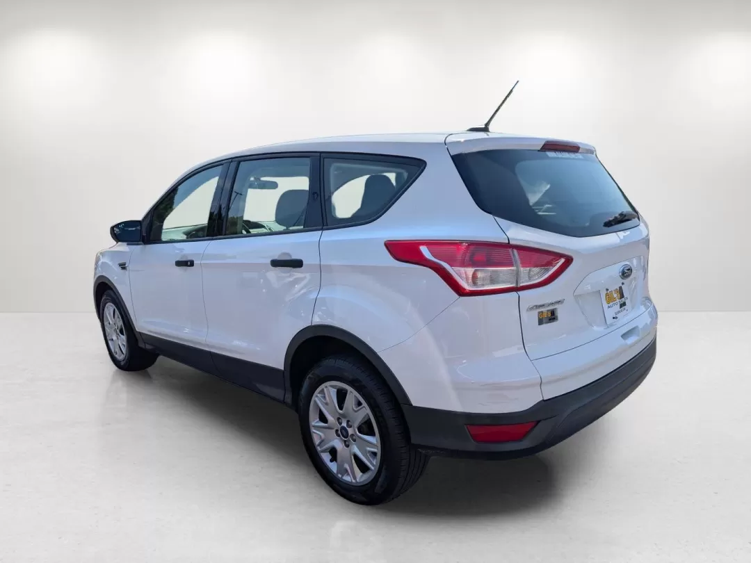 2013 Ford Escape S (1FMCU0F78DU) with an Other engine, located at 1430 Gateway Drive, Opelika, AL, 36801, (334) 239-0944, 32.637871, -85.409790 - 2013 Ford Escape S - Photo#6