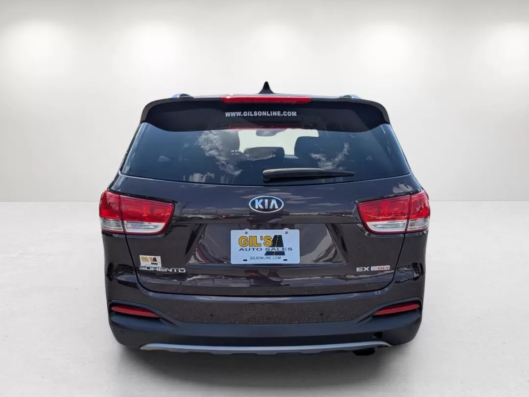 2016 /Stone Beige Kia Sorento EX (5XYPH4A10GG) with an Other engine, located at 3959 U.S. 80 W, Phenix City, AL, 36870, (334) 297-4885, 32.469296, -85.135185 - 2016 Kia Sorento EX - Photo#5