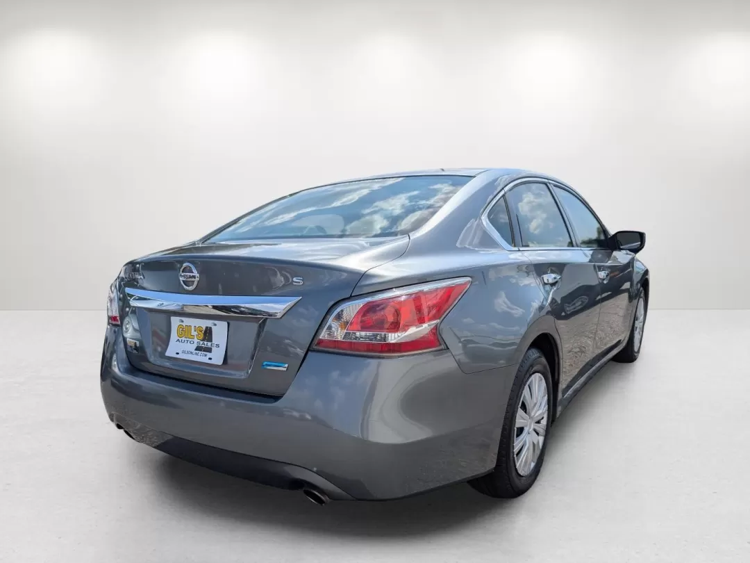 2014 /Charcoal Nissan Altima 2.5 S (1N4AL3AP9EN) with an Other engine, located at 3959 U.S. 80 W, Phenix City, AL, 36870, (334) 297-4885, 32.469296, -85.135185 - **Embrace the Journey with the 2014 Nissan Altima 2.5 S Perfect for Everyday Adventures!**<br /> <br /> Looking for a reliable vehicle that fits seamlessly into your busy lifestyle? The 2014 Nissan Altima 2.5 S is your ideal companion for daily commutes, weekend road trips, and everything in betwee - Photo#4