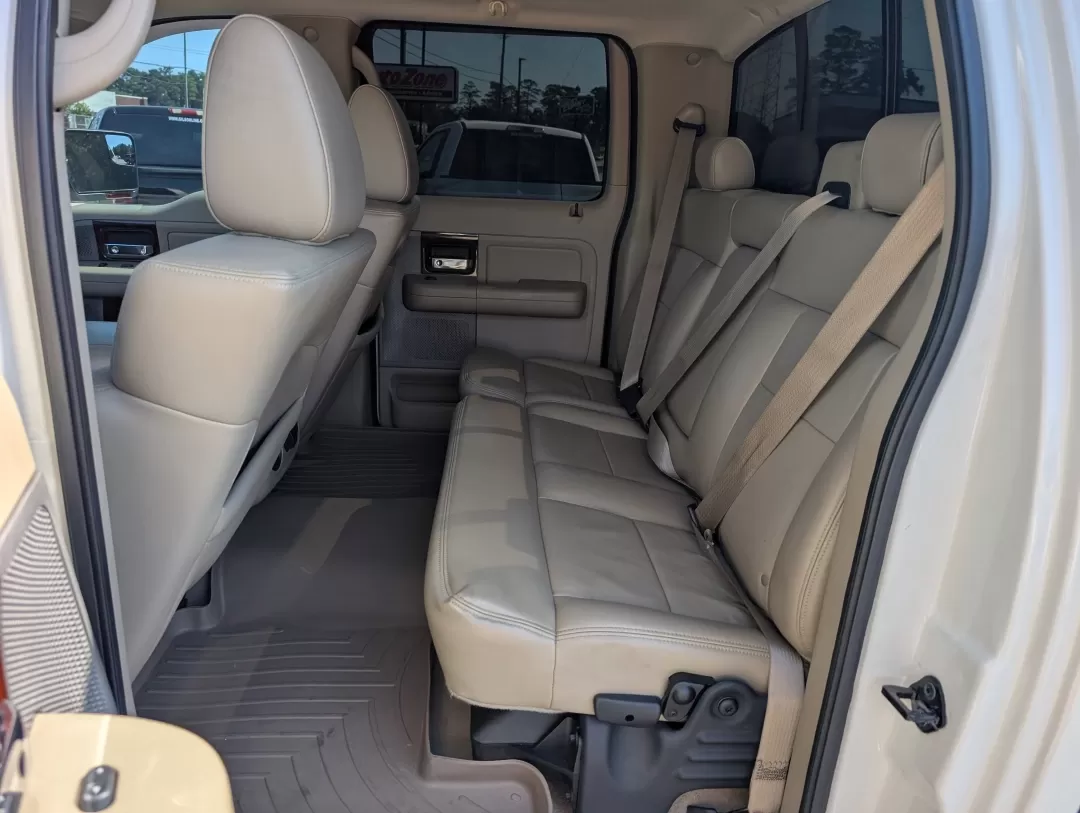 2007 Ford F-150 photo 11