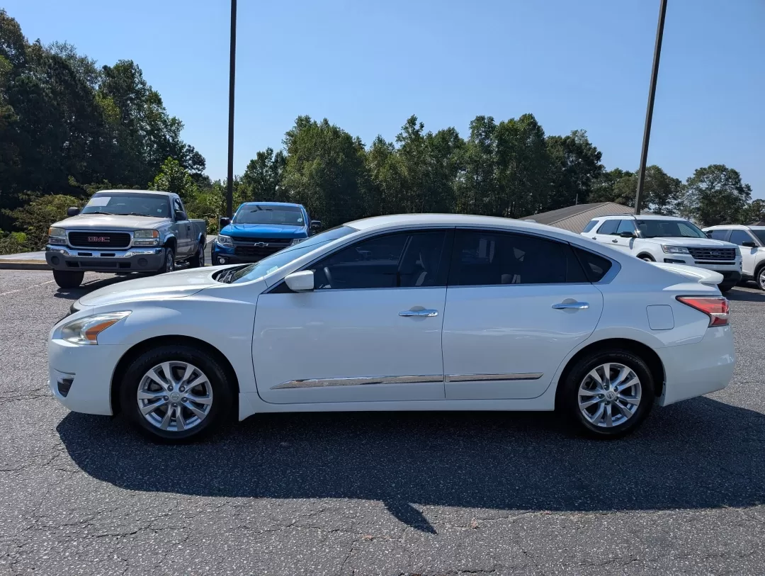 2015 /Beige Nissan Altima 2.5 S (1N4AL3AP1FC) with an Other engine, located at 3959 U.S. 80 W, Phenix City, AL, 36870, (334) 297-4885, 32.469296, -85.135185 - 2015 Nissan Altima 2.5 S - Photo#7