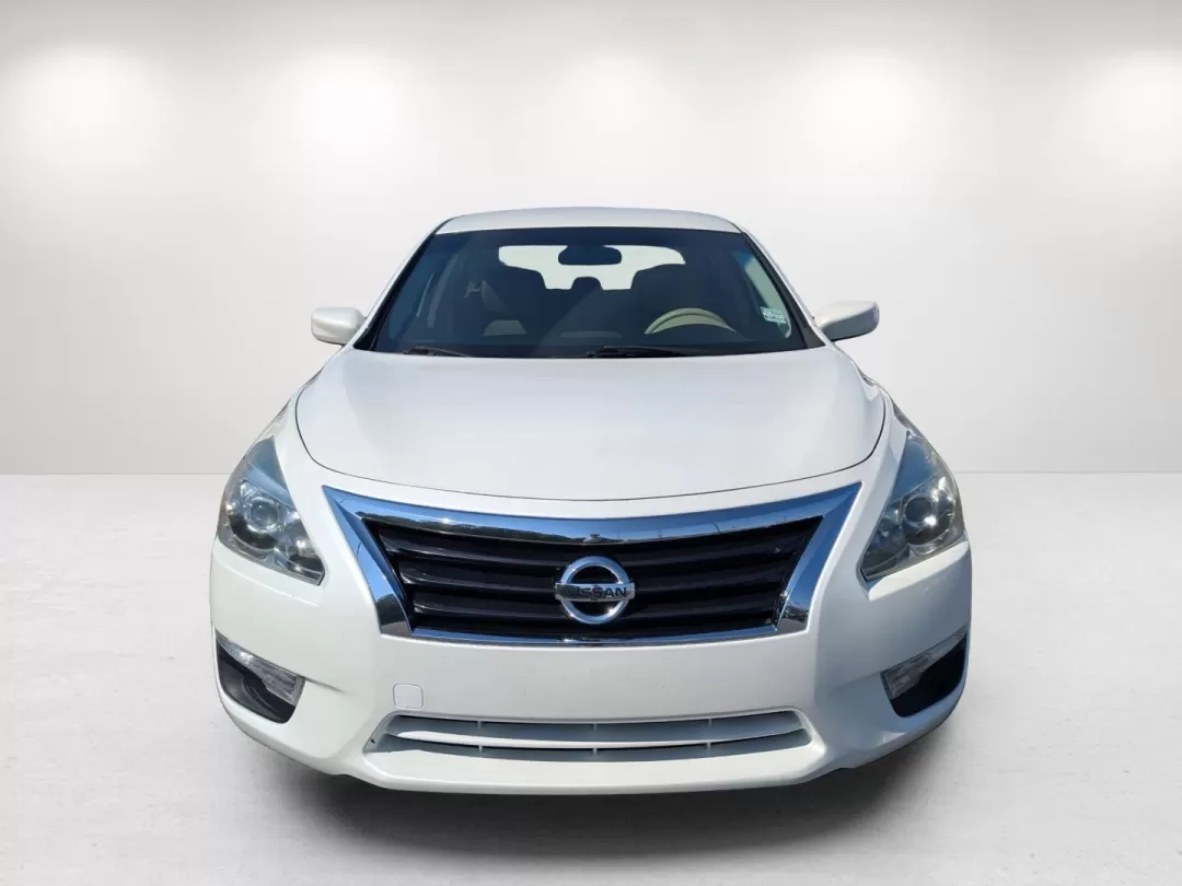 2015 /Beige Nissan Altima 2.5 S (1N4AL3AP1FC) with an Other engine, located at 3959 U.S. 80 W, Phenix City, AL, 36870, (334) 297-4885, 32.469296, -85.135185 - Are you in search of a reliable sedan that combines style, comfort, and affordability? Look no further than this stunning 2015 Nissan Altima 2.5 S, available now at Gils Auto in Phenix City, AL! Perfect for daily commuters or growing families, this vehicle is designed to meet your needs without brea - Photo#2