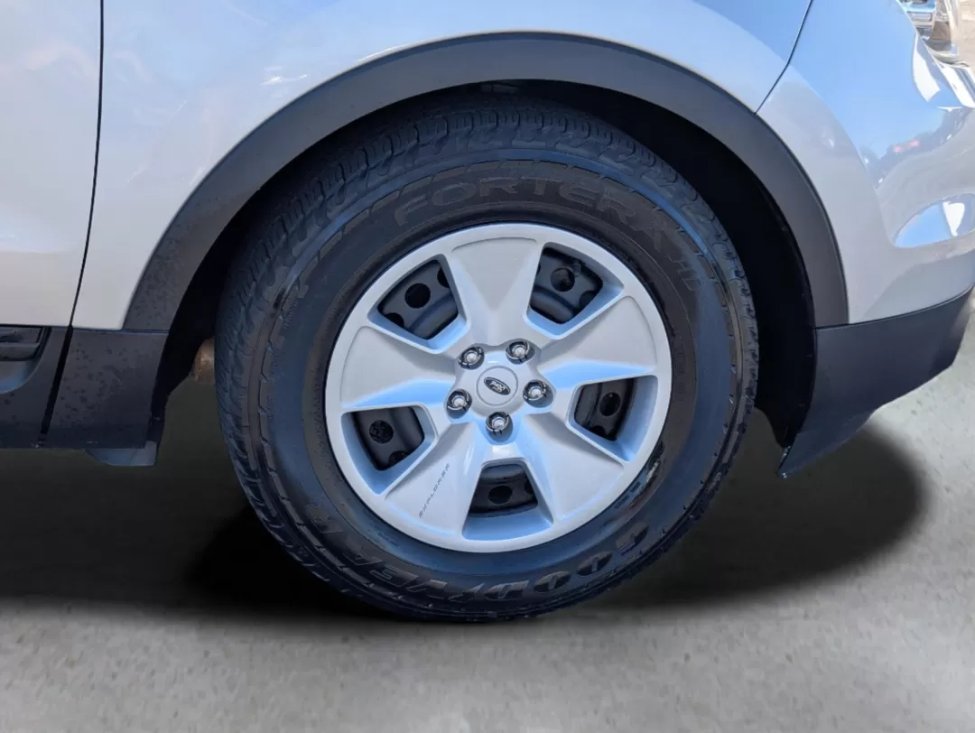 2014 Ford Explorer Base (1FM5K8B84EG) with an Other engine, located at 5115 14th Ave., Columbus, GA, 31904, (706) 323-0345, 32.511494, -84.971046 - **Explore New Adventures with the 2014 Ford Explorer at Gils Auto in Phenix City, AL!**<br /> <br /> Are you ready to elevate your family outings, weekend road trips, or daily commutes? The 2014 Ford Explorer combines versatility, comfort, and reliability, making it an ideal choice for those seeking - Photo#8