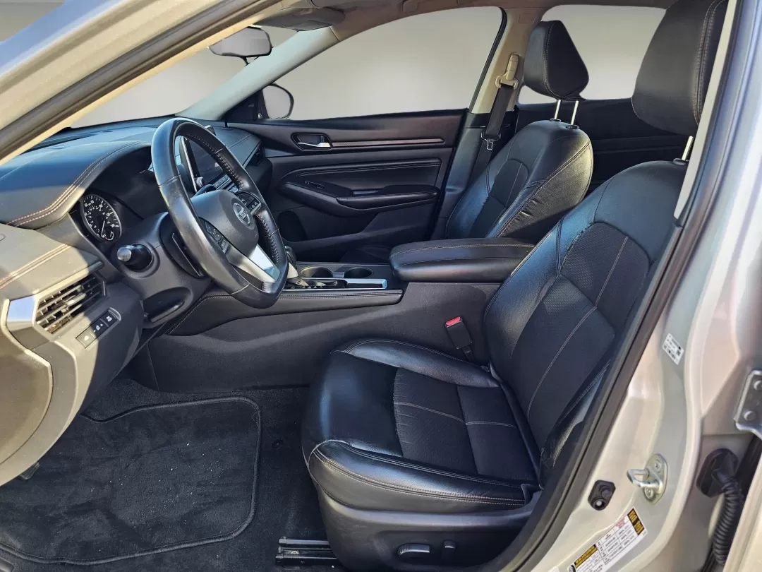 2021 /Sport Nissan Altima 2.5 SR (1N4BL4CV1MN) with an Other engine, located at 7000 Northlake Connector, Columbus, GA, 31904, (706) 987-8085, 32.524975, -84.978134 - 2021 Nissan Altima 2.5 SR - Photo#9