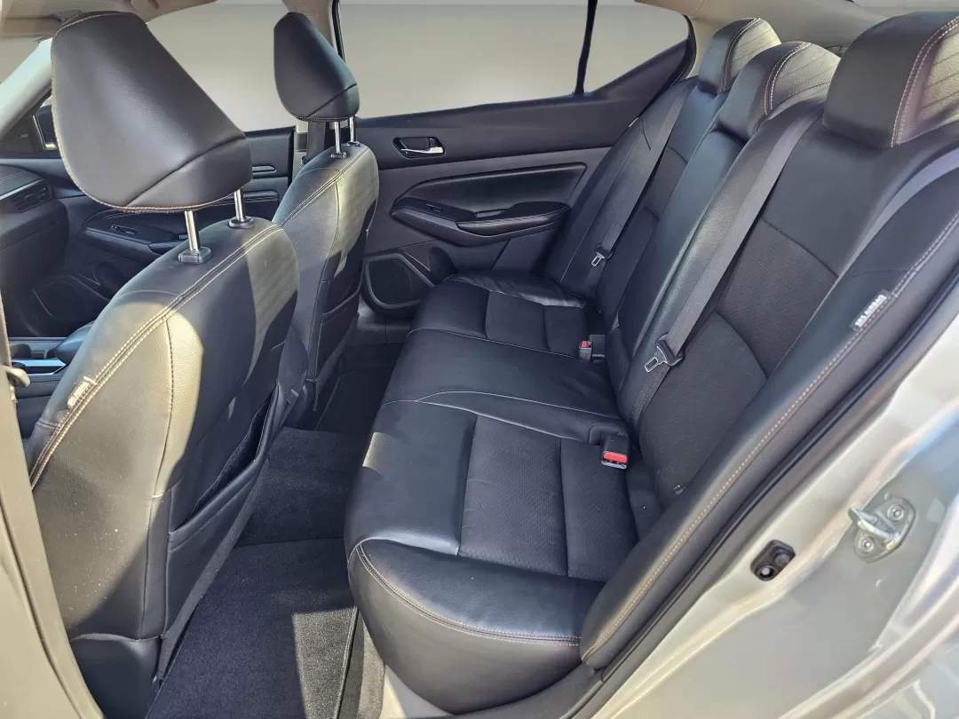 2021 /Sport Nissan Altima 2.5 SR (1N4BL4CV1MN) with an Other engine, located at 7000 Northlake Connector, Columbus, GA, 31904, (706) 987-8085, 32.524975, -84.978134 - 2021 Nissan Altima 2.5 SR - Photo#14