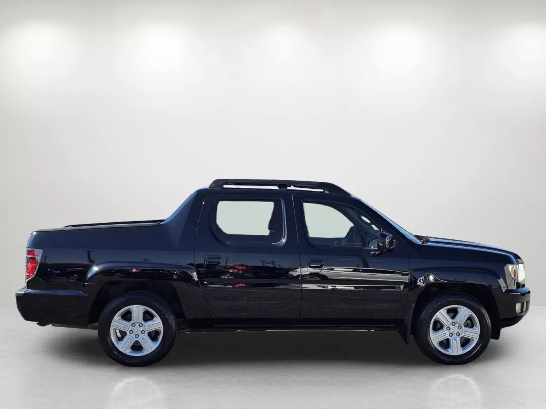 2012 Honda Ridgeline RTL (5FPYK1F56CB) with an Other engine, located at 3959 U.S. 80 W, Phenix City, AL, 36870, (334) 297-4885, 32.469296, -85.135185 - **Unleash Your Adventure with the 2012 Honda Ridgeline RTL Perfect for Every Journey!**<br /> <br /> Are you ready to take your weekend adventures to the next level or seamlessly manage your daily commute? Look no further than Gils Auto in Phenix City, AL! Our 2012 Honda Ridgeline RTL is the ultima - Photo#4