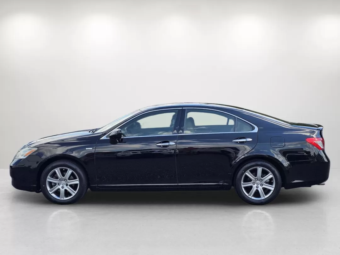 2008 Lexus ES 350 (JTHBJ46GX82) with an Other engine, located at 3959 U.S. 80 W, Phenix City, AL, 36870, (334) 297-4885, 32.469296, -85.135185 - **Discover Luxurious Comfort and Reliability with the 2008 Lexus ES 350 at Gils Auto!**<br /> <br /> Are you searching for the perfect vehicle that combines luxury, reliability, and affordability? Look no further than the 2008 Lexus ES 350 available at Gils Auto in Phenix City, AL! This elegant seda - Photo#8