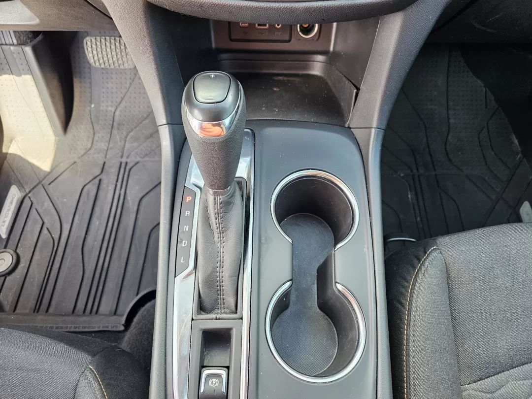 2020 /Jet Black Chevrolet Equinox LT (3GNAXJEV9LL) with an Other engine, located at 3959 U.S. 80 W, Phenix City, AL, 36870, (334) 297-4885, 32.469296, -85.135185 - **Explore New Adventures with the 2020 Chevrolet Equinox LT: Perfect for Phenix City Families!**<br /> <br /> If you're looking for a versatile SUV that can handle everything from school drop-offs to weekend getaways, look no further than the 2020 Chevrolet Equinox LT available at Gils Auto in Pheni - Photo#13