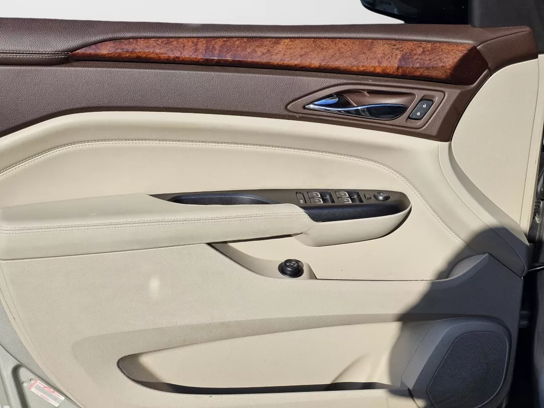 2016 /Shale with Brownstone accents Cadillac SRX Performance Collection (3GYFNCE37GS) with an Other engine, located at 3959 U.S. 80 W, Phenix City, AL, 36870, (334) 297-4885, 32.469296, -85.135185 - Looking for a vehicle that perfectly blends luxury and capability for your next adventure? The 2016 Cadillac SRX Performance Collection is the ideal SUV for those seeking comfort and style, whether you're navigating the bustling streets of Phenix City or heading out for a weekend getaway to Lake Har - Photo#9