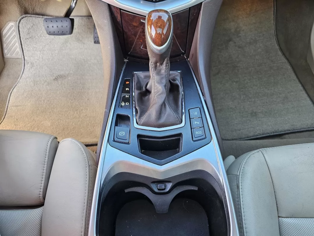 2016 /Shale with Brownstone accents Cadillac SRX Performance Collection (3GYFNCE37GS) with an Other engine, located at 5115 14th Ave., Columbus, GA, 31904, (706) 323-0345, 32.511494, -84.971046 - 2016 Cadillac SRX Performance Collection - Photo#12