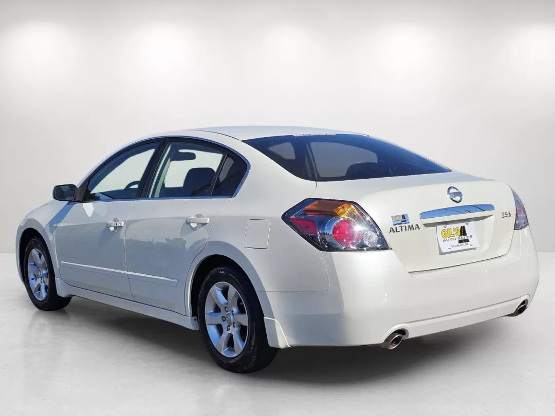 2008 Nissan Altima 2.5 S (1N4AL21E18N) with an Other engine, located at 521 Old Farm Lane Rd, Prattville, AL, 36066, (334) 325-1505, 32.482460, -86.416367 - Introducing the 2008 Nissan Altima the ideal sedan for budget-conscious buyers looking for reliability and comfort without breaking the bank. Perfect for daily commutes or weekend getaways, this vehicle brings together practicality, style, and efficiency. At Gils Auto in Phenix City, AL, we special - Photo#6