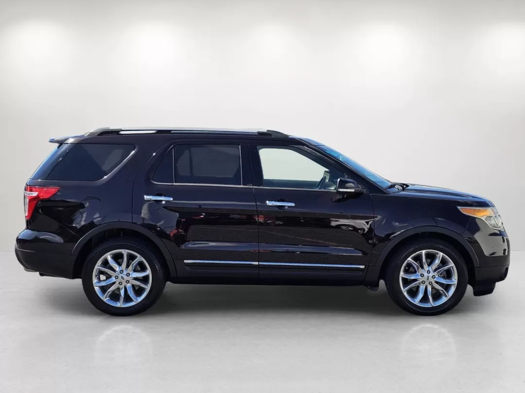 2014 Ford Explorer XLT (1FM5K7D84EG) with an Other engine, located at 7000 Northlake Connector, Columbus, GA, 31904, (706) 987-8085, 32.524975, -84.978134 - **Adventure Awaits: Your Perfect 2014 Ford Explorer XLT in Phenix City, AL!**<br /> <br /> Are you ready to elevate your family adventures or weekend getaways? Look no further than this stunning 2014 Ford Explorer XLT, a versatile SUV designed to cater to your active lifestyle. With an impressive bl - Photo#3