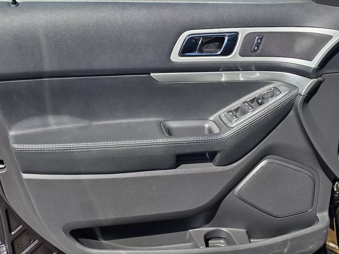 2014 Ford Explorer XLT (1FM5K7D84EG) with an Other engine, located at 7000 Northlake Connector, Columbus, GA, 31904, (706) 987-8085, 32.524975, -84.978134 - **Adventure Awaits: Your Perfect 2014 Ford Explorer XLT in Phenix City, AL!**<br /> <br /> Are you ready to elevate your family adventures or weekend getaways? Look no further than this stunning 2014 Ford Explorer XLT, a versatile SUV designed to cater to your active lifestyle. With an impressive bl - Photo#8