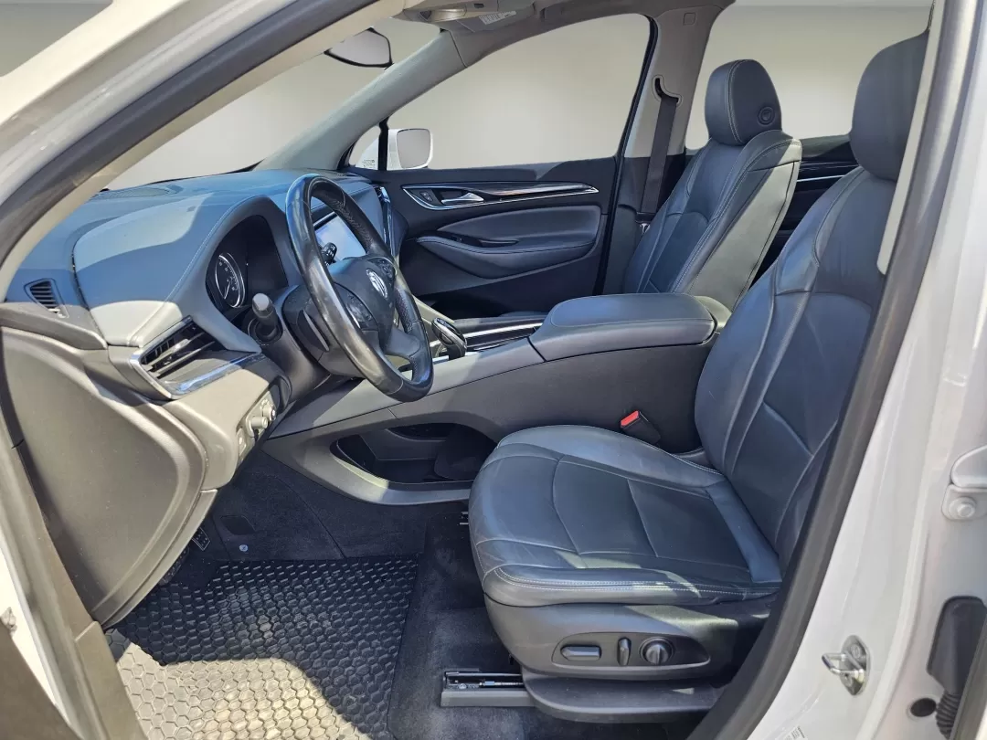 2018 /Dark Galvanized Buick Enclave Essence (5GAERBKW4JJ) with an Other engine, located at 3959 U.S. 80 W, Phenix City, AL, 36870, (334) 297-4885, 32.469296, -85.135185 - **Explore the Open Road in Style with the 2018 Buick Enclave Essence A Perfect Family SUV for Phenix City Adventures!**<br /> <br /> Are you searching for a versatile and stylish vehicle that can seamlessly accommodate your growing family while providing comfort and technology? Look no further than - Photo#10