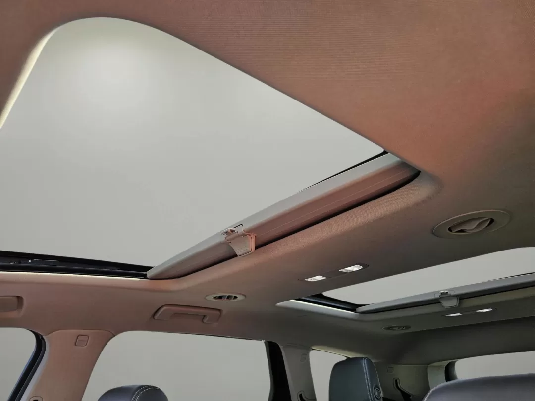 2018 /Dark Galvanized Buick Enclave Essence (5GAERBKW4JJ) with an Other engine, located at 3959 U.S. 80 W, Phenix City, AL, 36870, (334) 297-4885, 32.469296, -85.135185 - **Explore the Open Road in Style with the 2018 Buick Enclave Essence A Perfect Family SUV for Phenix City Adventures!**<br /> <br /> Are you searching for a versatile and stylish vehicle that can seamlessly accommodate your growing family while providing comfort and technology? Look no further than - Photo#11