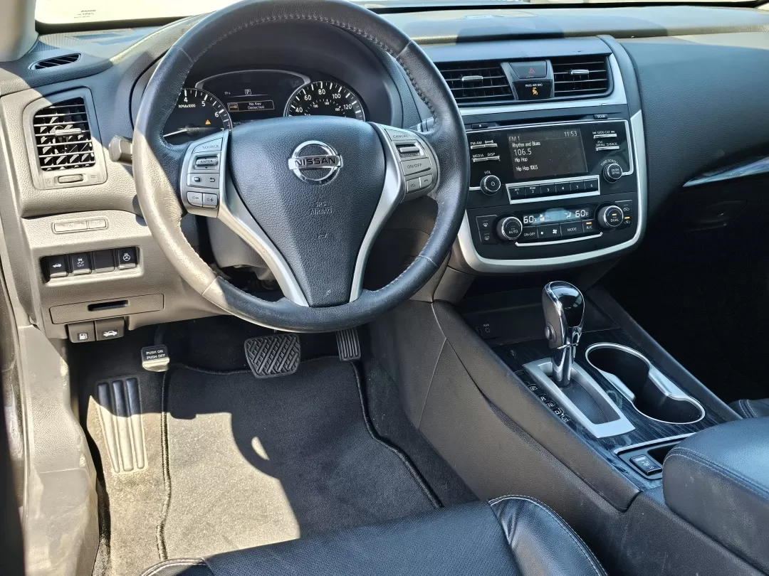2017 /Charcoal Nissan Altima 2.5 SL (1N4AL3AP0HC) with an Other engine, located at 3959 U.S. 80 W, Phenix City, AL, 36870, (334) 297-4885, 32.469296, -85.135185 - 2017 Nissan Altima 2.5 SL - Photo#15