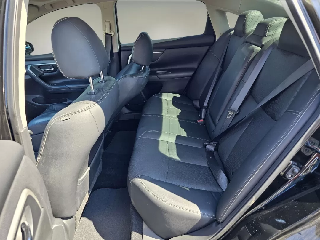 2017 /Charcoal Nissan Altima 2.5 SL (1N4AL3AP0HC) with an Other engine, located at 1430 Gateway Drive, Opelika, AL, 36801, (334) 239-0944, 32.637871, -85.409790 - 2017 Nissan Altima 2.5 SL - Photo#14