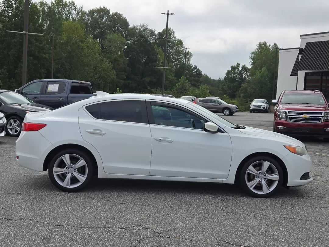 2015 Acura ILX (19VDE1F39FE) with an Other engine, located at 3959 U.S. 80 W, Phenix City, AL, 36870, (334) 297-4885, 32.469296, -85.135185 - **Discover Your Next Adventure with the 2015 Acura ILX at Gils Auto Phenix City**<br /> <br /> Are you searching for a vehicle that perfectly balances comfort, style, and practicality? Look no further than the 2015 Acura ILX, available now at Gils Auto in Phenix City, AL. This elegant sedan is not - Photo#4