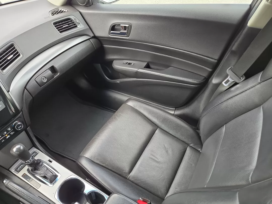 2015 Acura ILX (19VDE1F39FE) with an Other engine, located at 3959 U.S. 80 W, Phenix City, AL, 36870, (334) 297-4885, 32.469296, -85.135185 - **Discover Your Next Adventure with the 2015 Acura ILX at Gils Auto Phenix City**<br /> <br /> Are you searching for a vehicle that perfectly balances comfort, style, and practicality? Look no further than the 2015 Acura ILX, available now at Gils Auto in Phenix City, AL. This elegant sedan is not - Photo#14