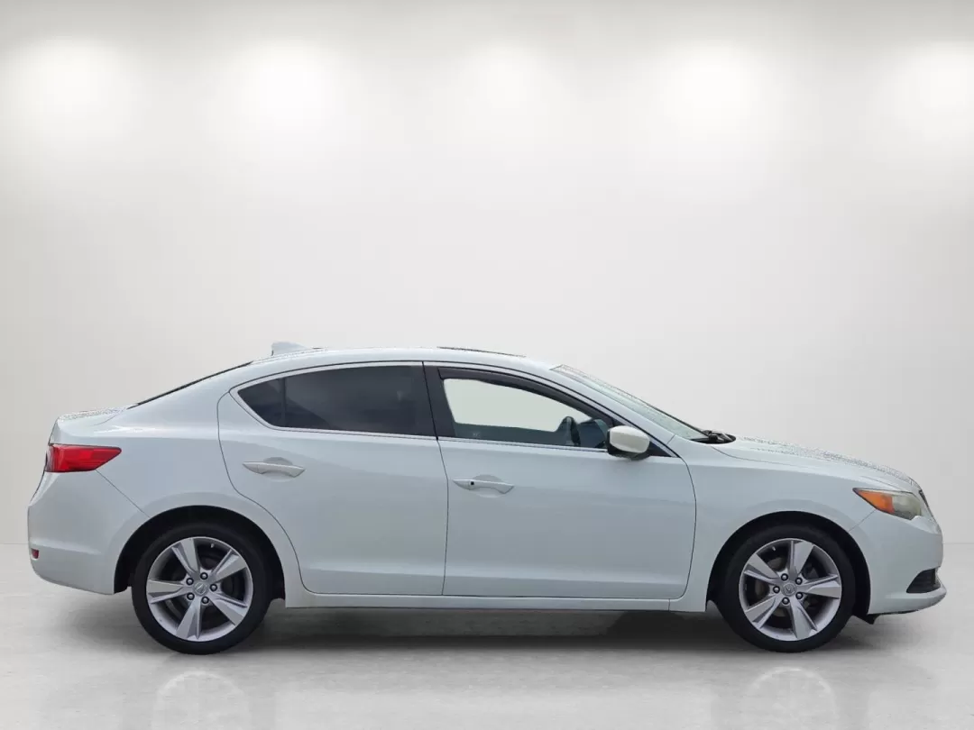 2015 Acura ILX (19VDE1F39FE) with an Other engine, located at 5115 14th Ave., Columbus, GA, 31904, (706) 323-0345, 32.511494, -84.971046 - 2015 Acura ILX - Photo#4