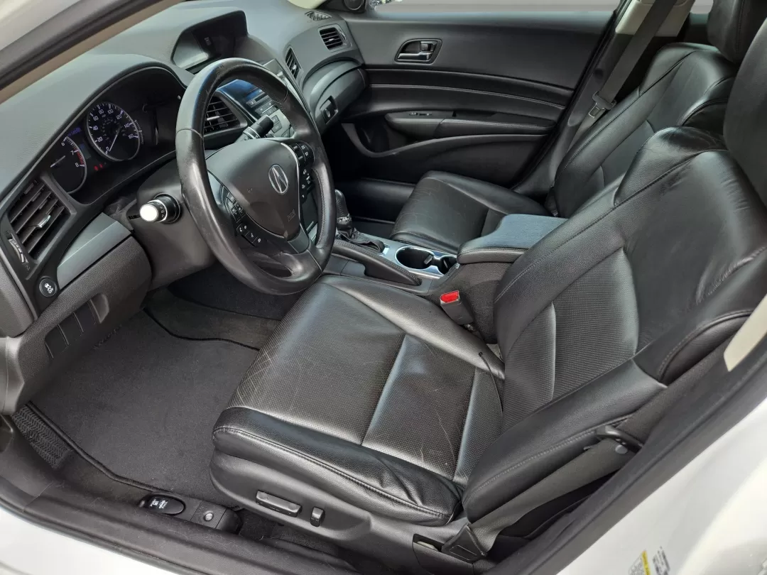2015 Acura ILX (19VDE1F39FE) with an Other engine, located at 5115 14th Ave., Columbus, GA, 31904, (706) 323-0345, 32.511494, -84.971046 - 2015 Acura ILX - Photo#11