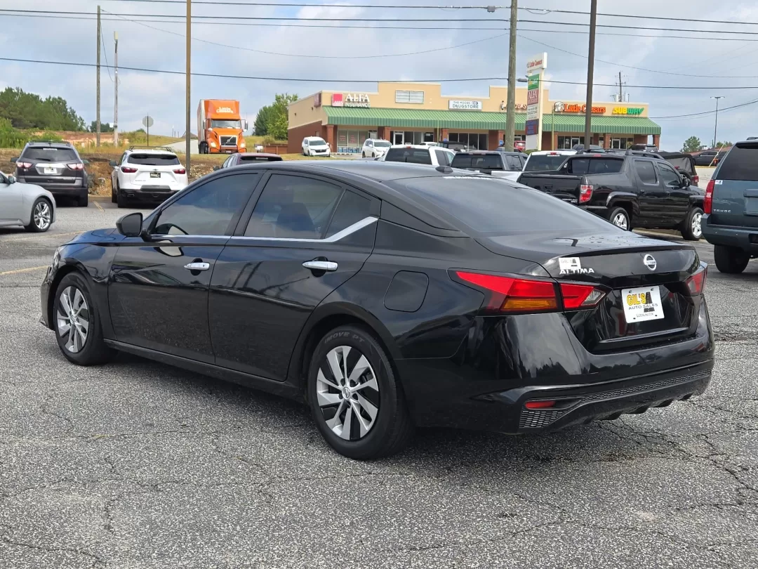 2020 /Charcoal Nissan Altima 2.5 S (1N4BL4BV2LC) with an Other engine, located at 3959 U.S. 80 W, Phenix City, AL, 36870, (334) 297-4885, 32.469296, -85.135185 - Discover the perfect blend of style, comfort, and reliability with the 2020 Nissan Altima 2.5 S, an ideal sedan for both daily commuters and growing families. This vehicle not only elevates your driving experience but also enhances your lifestyle with its impressive features and fuel efficiency. At - Photo#7