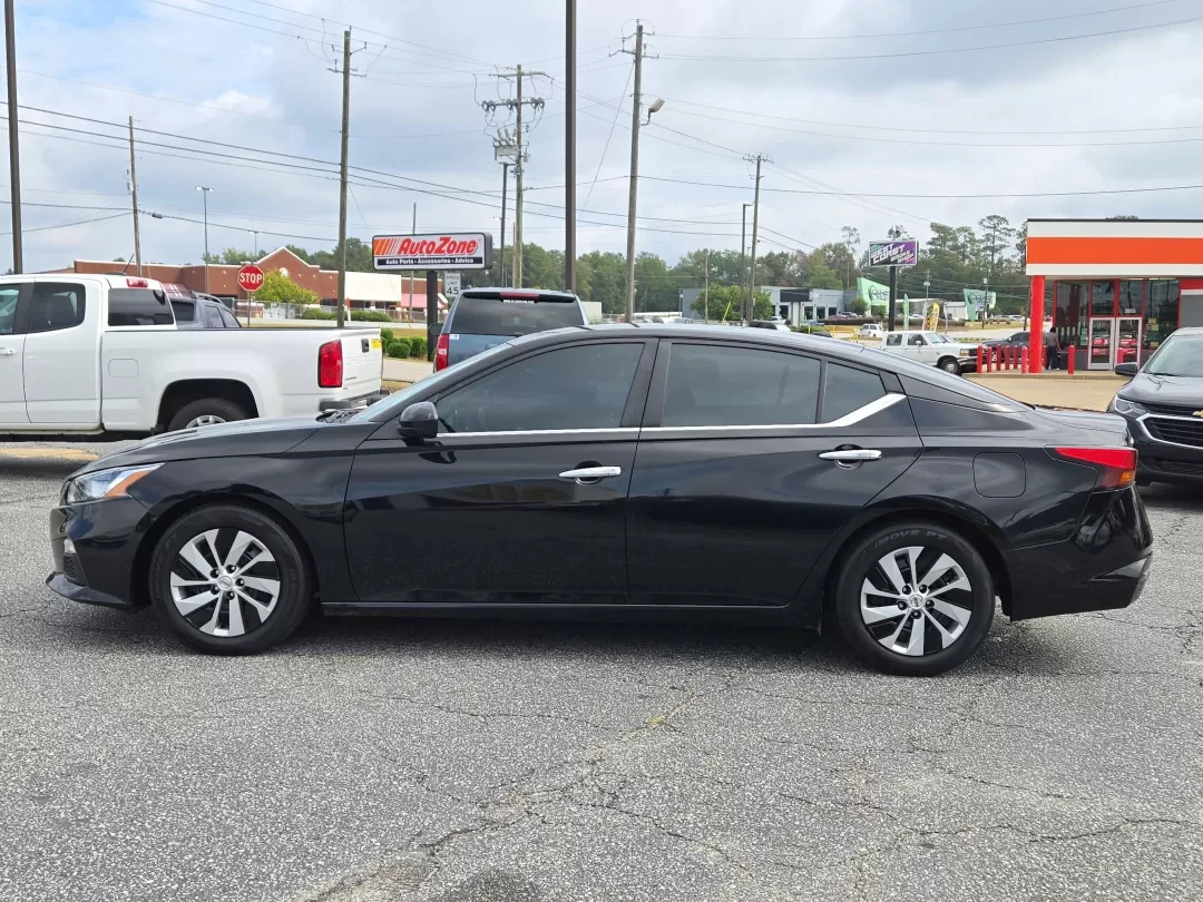 2020 /Charcoal Nissan Altima 2.5 S (1N4BL4BV2LC) with an Other engine, located at 3959 U.S. 80 W, Phenix City, AL, 36870, (334) 297-4885, 32.469296, -85.135185 - Discover the perfect blend of style, comfort, and reliability with the 2020 Nissan Altima 2.5 S, an ideal sedan for both daily commuters and growing families. This vehicle not only elevates your driving experience but also enhances your lifestyle with its impressive features and fuel efficiency. At - Photo#8
