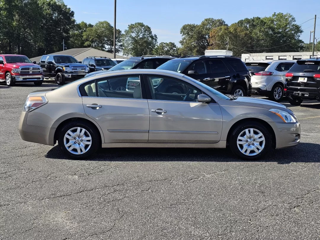 2011 /Blonde Nissan Altima 2.5 S (1N4AL2AP9BN) with an Other engine, located at 3959 U.S. 80 W, Phenix City, AL, 36870, (334) 297-4885, 32.469296, -85.135185 - 2011 Nissan Altima 2.5 S - Photo#3