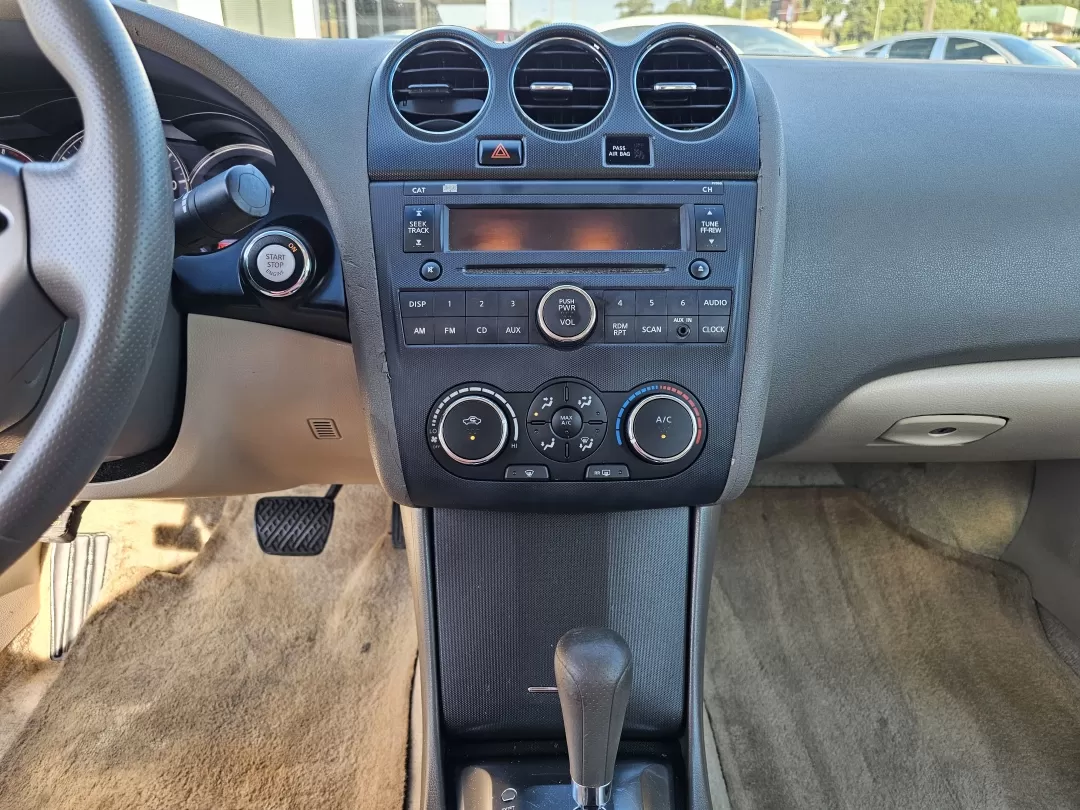 2011 /Blonde Nissan Altima 2.5 S (1N4AL2AP9BN) with an Other engine, located at 3959 U.S. 80 W, Phenix City, AL, 36870, (334) 297-4885, 32.469296, -85.135185 - 2011 Nissan Altima 2.5 S - Photo#12