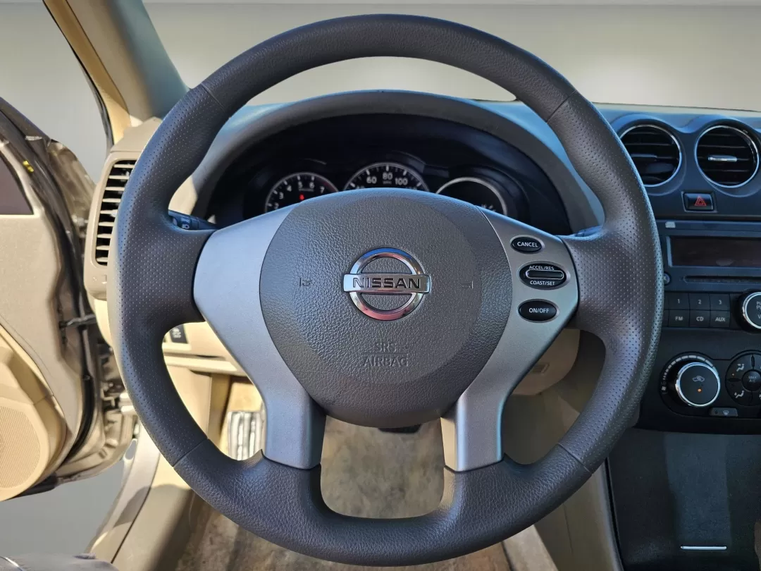 2011 /Blonde Nissan Altima 2.5 S (1N4AL2AP9BN) with an Other engine, located at 1430 Gateway Drive, Opelika, AL, 36801, (334) 239-0944, 32.637871, -85.409790 - 2011 Nissan Altima 2.5 S - Photo#10