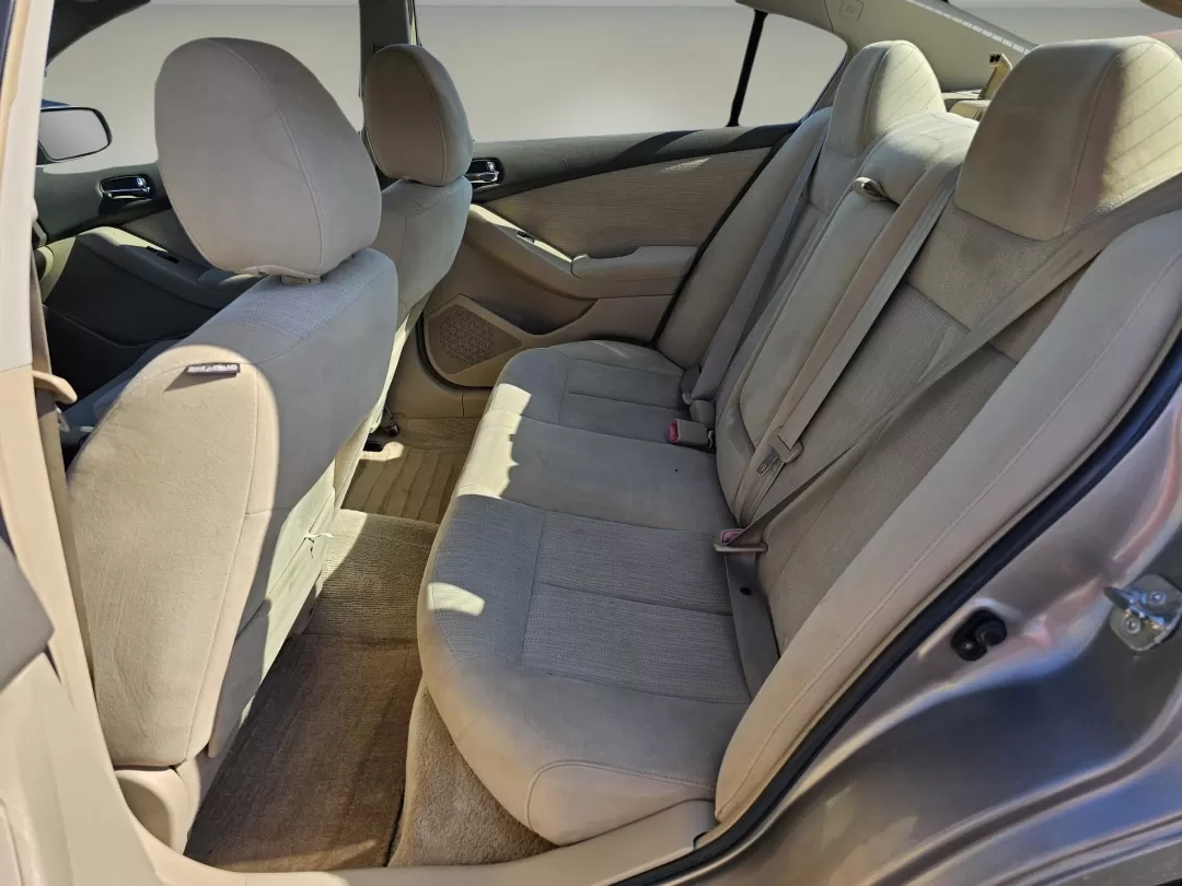 2011 /Blonde Nissan Altima 2.5 S (1N4AL2AP9BN) with an Other engine, located at 1430 Gateway Drive, Opelika, AL, 36801, (334) 239-0944, 32.637871, -85.409790 - 2011 Nissan Altima 2.5 S - Photo#14