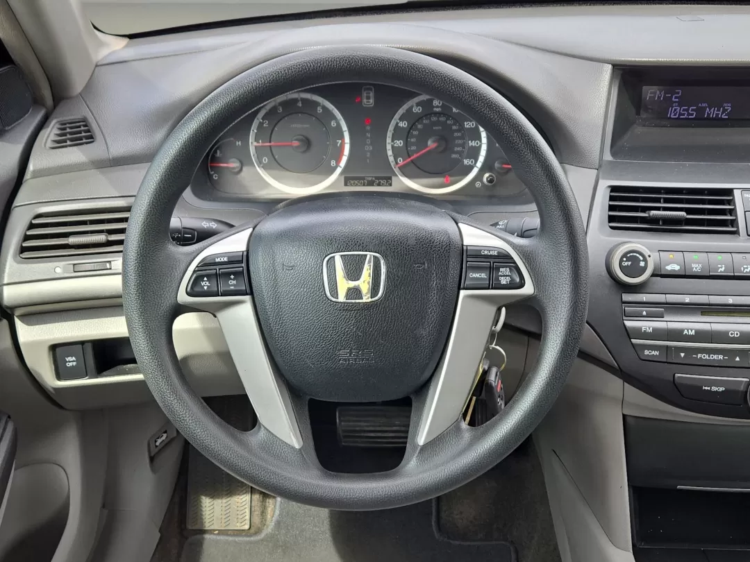 2009 Honda Accord LX-P photo 16