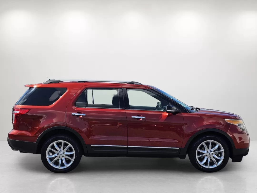 2014 Ford Explorer XLT (1FM5K7D8XEG) with an Other engine, located at 1430 Gateway Drive, Opelika, AL, 36801, (334) 239-0944, 32.637871, -85.409790 - 2014 Ford Explorer XLT - Photo#3