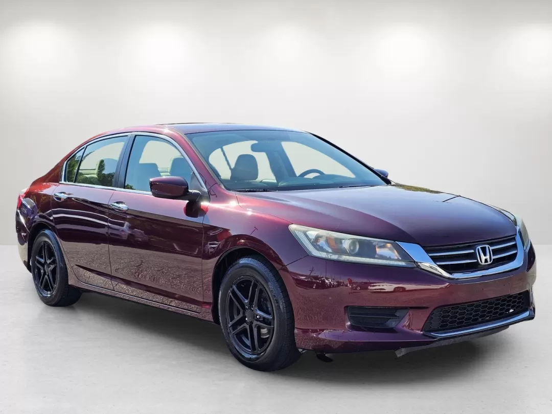 2014 Honda Accord Sedan LX (1HGCR2F34EA) with an Other engine, located at 1430 Gateway Drive, Opelika, AL, 36801, (334) 239-0944, 32.637871, -85.409790 - 2014 Honda Accord Sedan LX - Photo#2