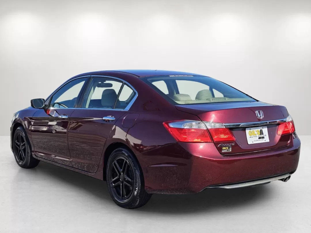 2014 Honda Accord Sedan LX (1HGCR2F34EA) with an Other engine, located at 1430 Gateway Drive, Opelika, AL, 36801, (334) 239-0944, 32.637871, -85.409790 - 2014 Honda Accord Sedan LX - Photo#6